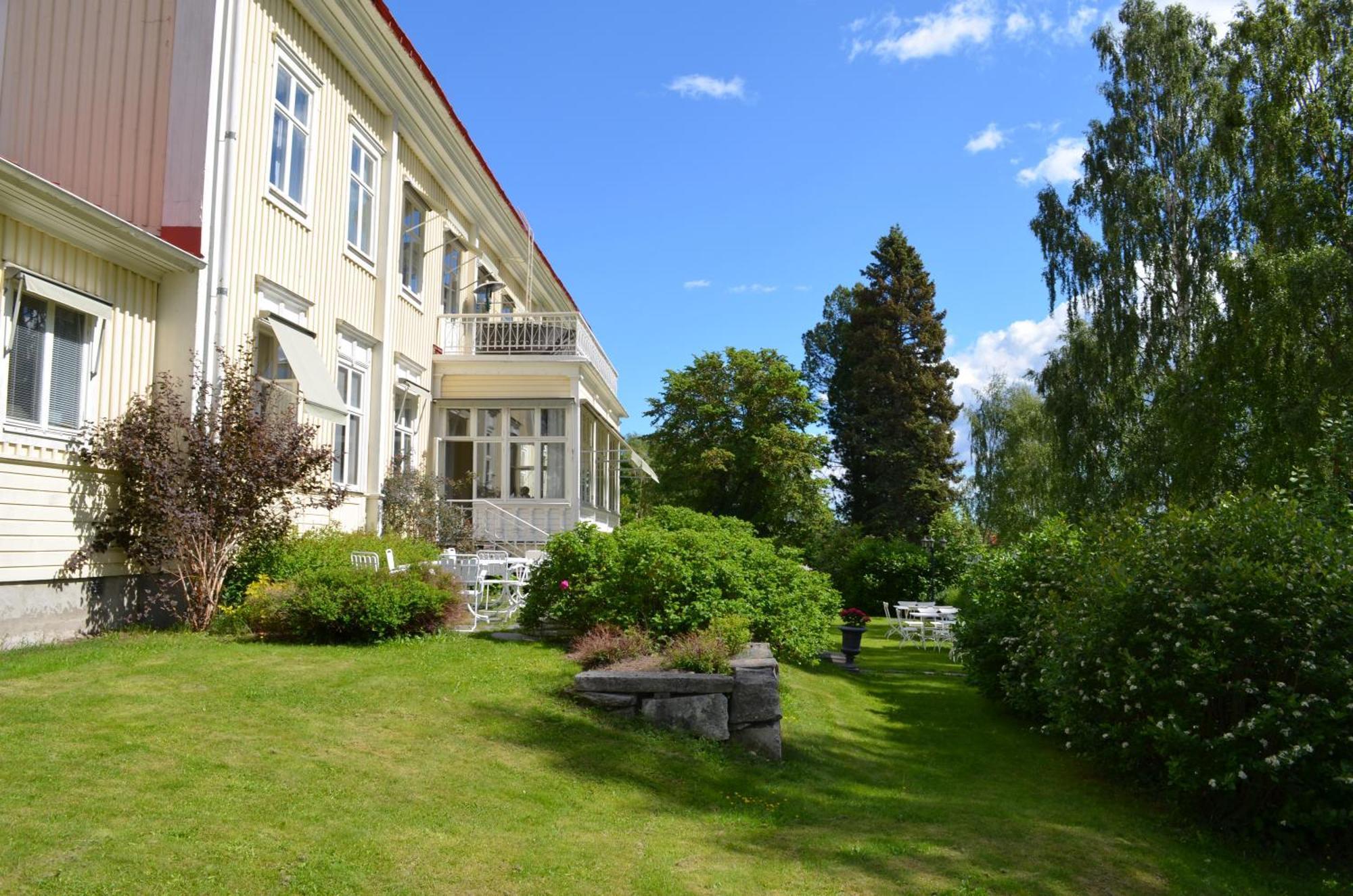 Stiftsgarden Konferens & Hotell Skellefteå エクステリア 写真